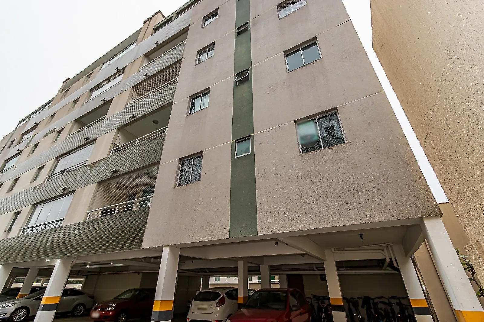 Apartamento de 2 quartos com varanda gourmet, Bacacheri — photo 33