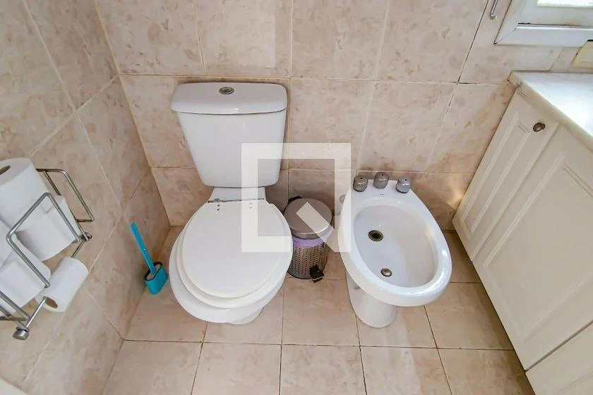Rental house with 3 bedrooms and an open-plan kitchen — photo 50
