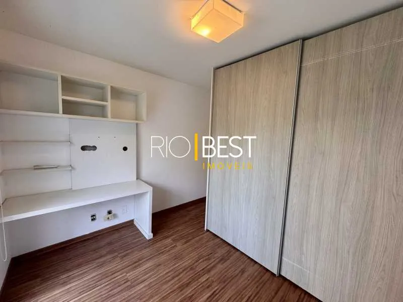 Apartamento de 99 m² com closet e janelas do piso ao teto — photo 7