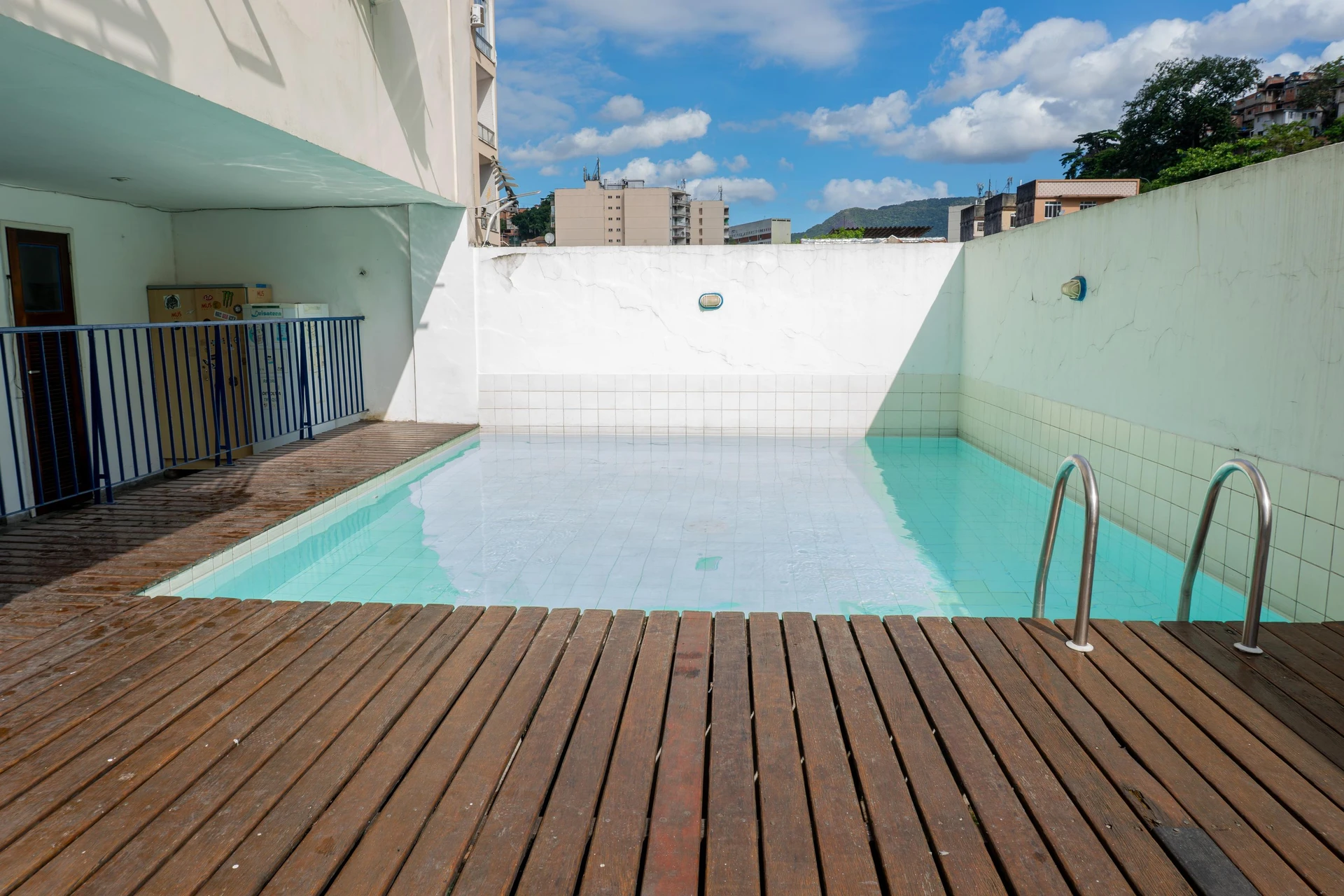 Washing machine in a 3-bedroom apartment, 90 m² — photo 9