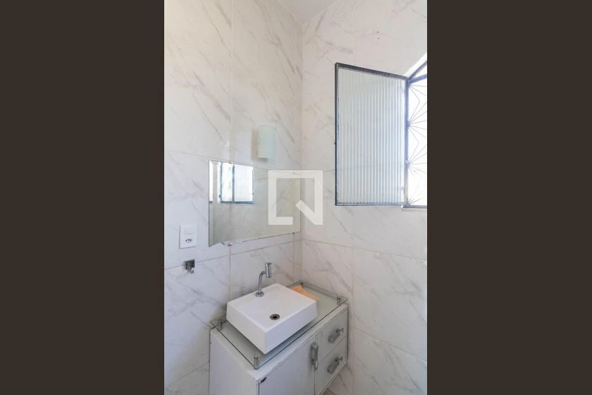Rental house with 3 bedrooms and private garden — photo 17
