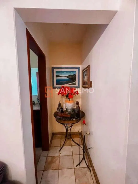 210 m² house with 4 bedrooms and a balcony grill — photo 6