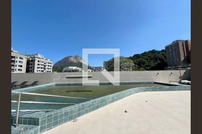 1-bedroom unfurnished apartment with enclosed balcony — photo 24