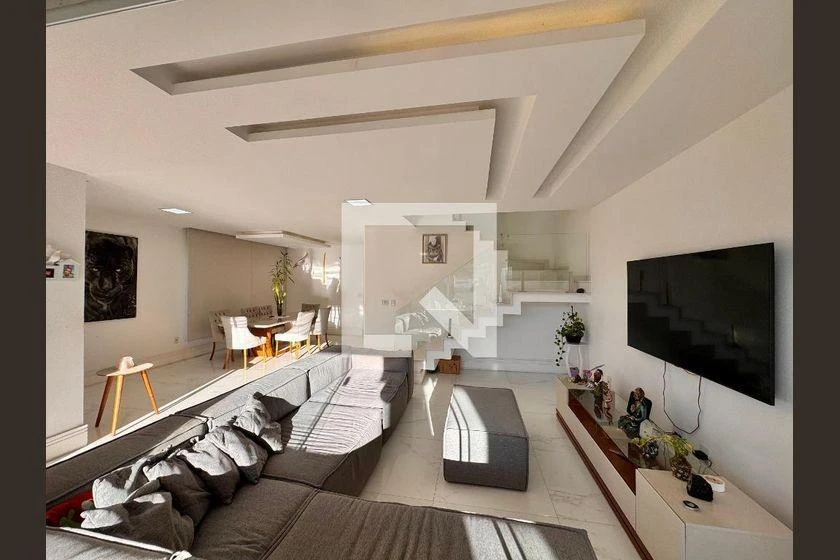 Casa para alugar com 6 quartos e 297 m², cozinha integrada — photo 19