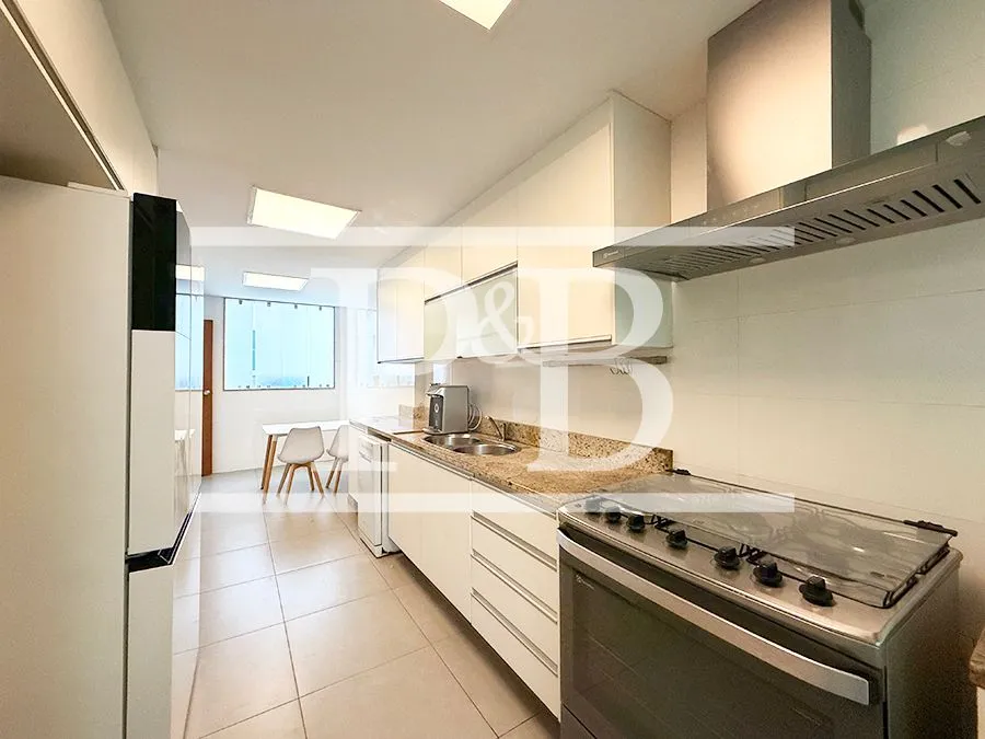 Apartamento com 4 quartos e escritório — photo 36