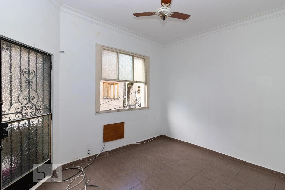 4-bedroom house with closed kitchen, 3 baths and parking — photo 27