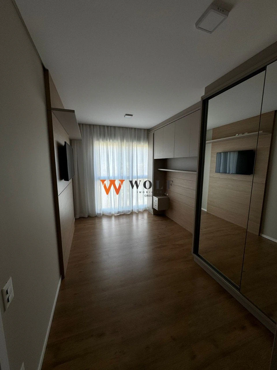 One-bedroom apartment in a building with a sauna — photo 18