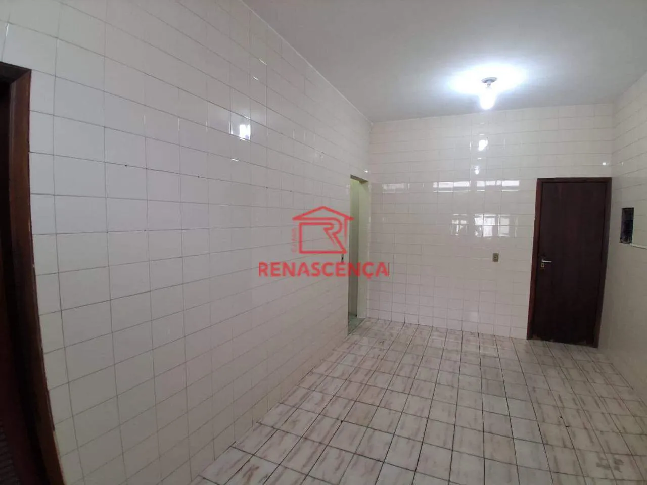 3-bedroom house, all with their own bathrooms, 329 m² — photo 4