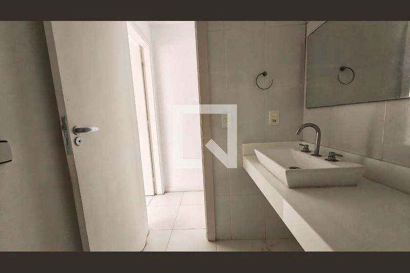 Apartamento de 2 quartos em condomínio com academia — photo 25