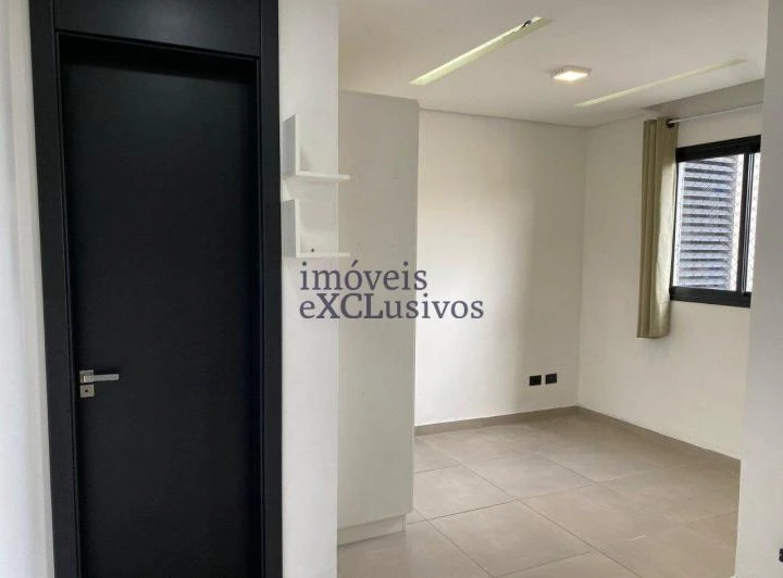 1-bedroom apartment with no parking space and a balcony — photo 8