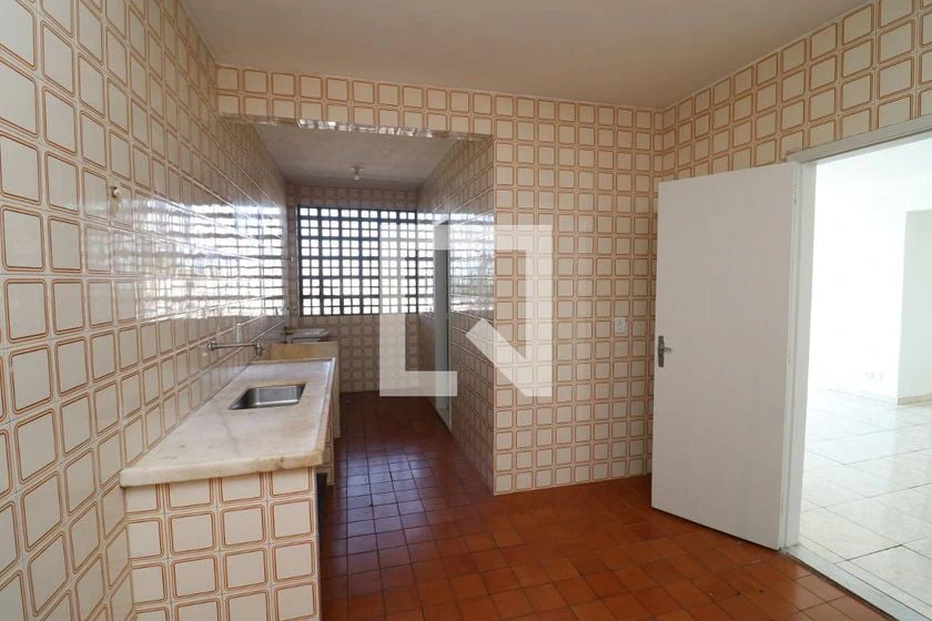 86 m² apartment with 2 bedrooms and 2 bathrooms — photo 4