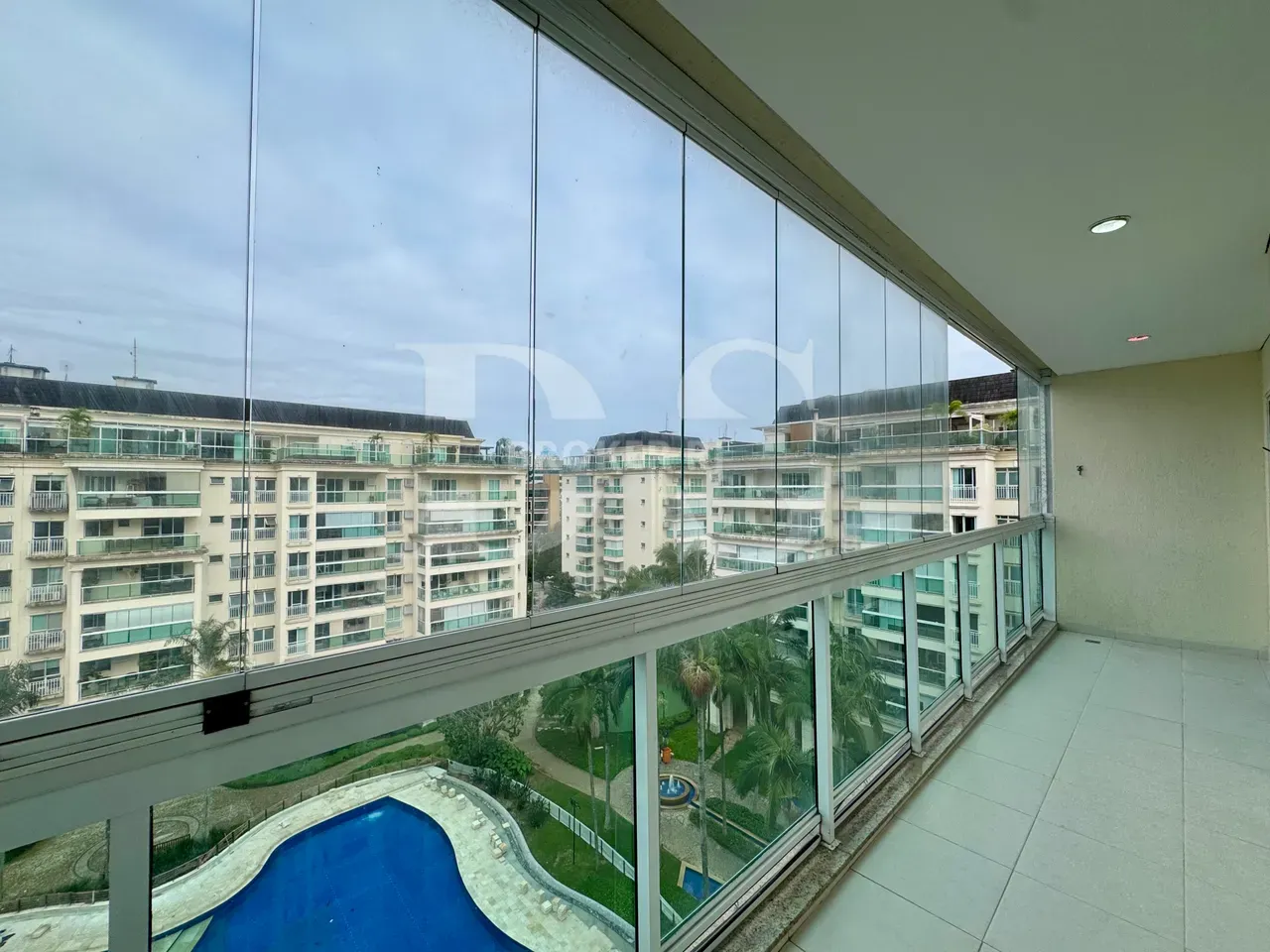 3 quartos e janelas do piso ao teto: apartamento de 203 m² — photo 19