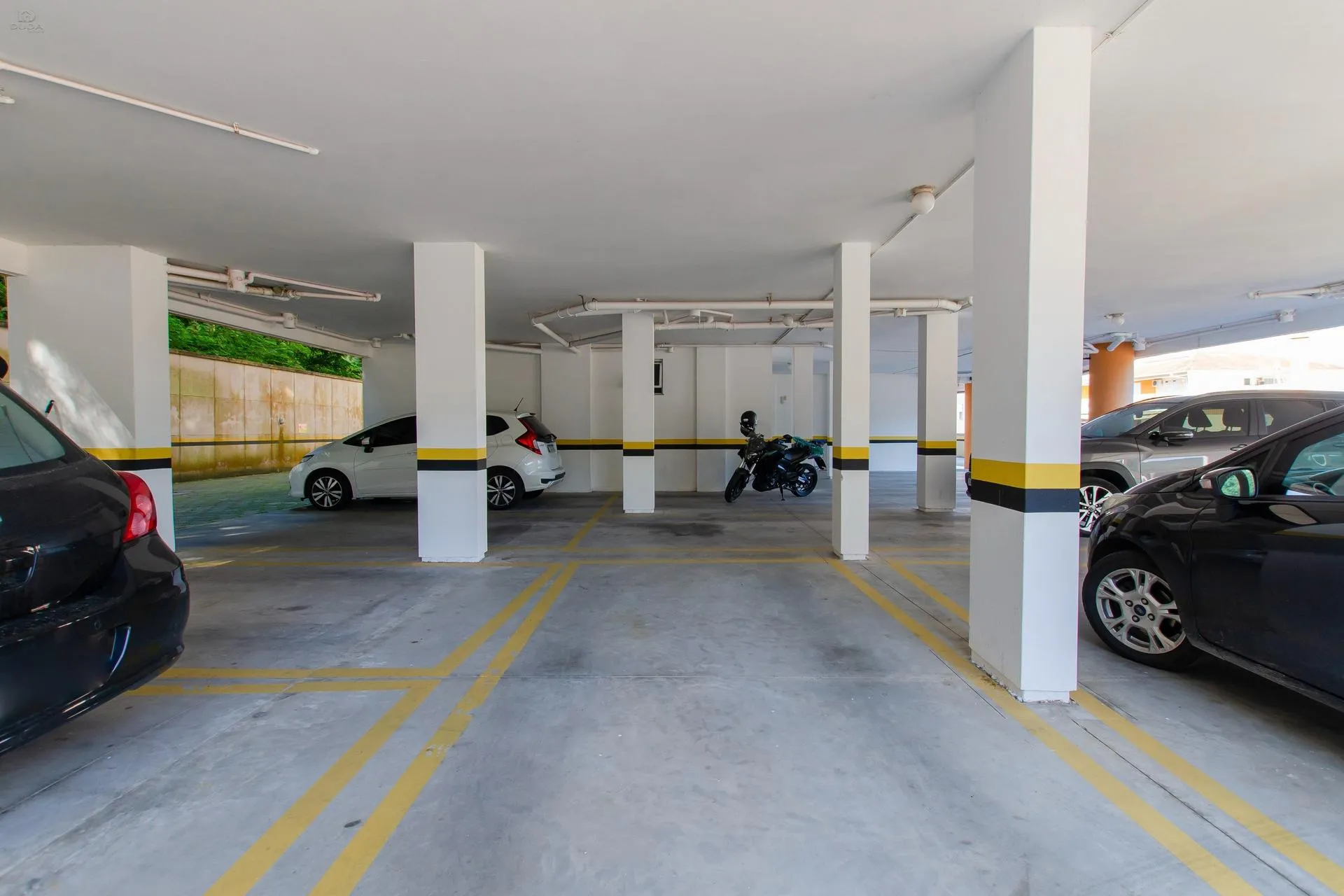 Mountain view in a 2-bedroom apartment, 65 m² — photo 37