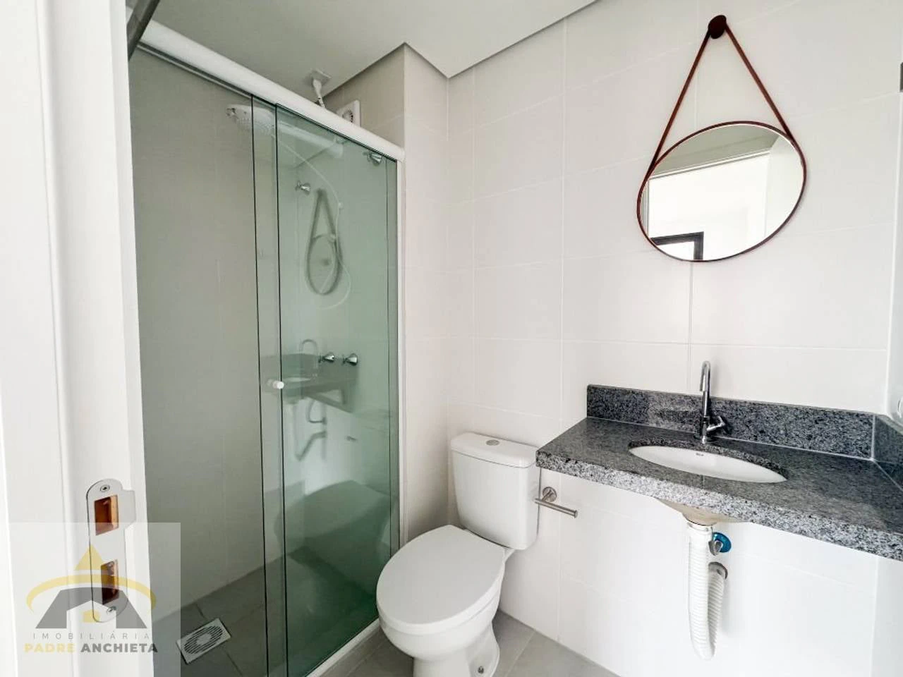 2-bedroom apartment with a home office in Curitiba — photo 12