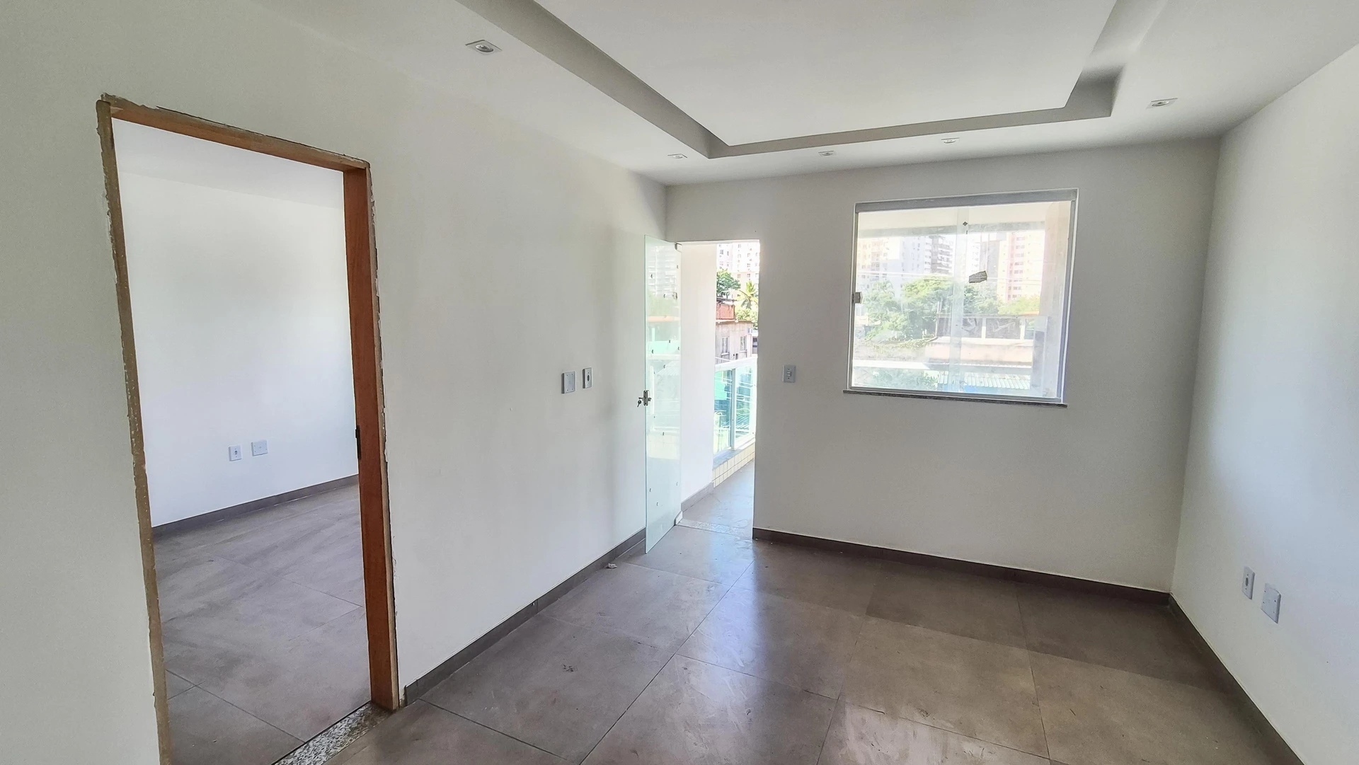 Apartment with 2 bedrooms and a balcony with grill — photo 32