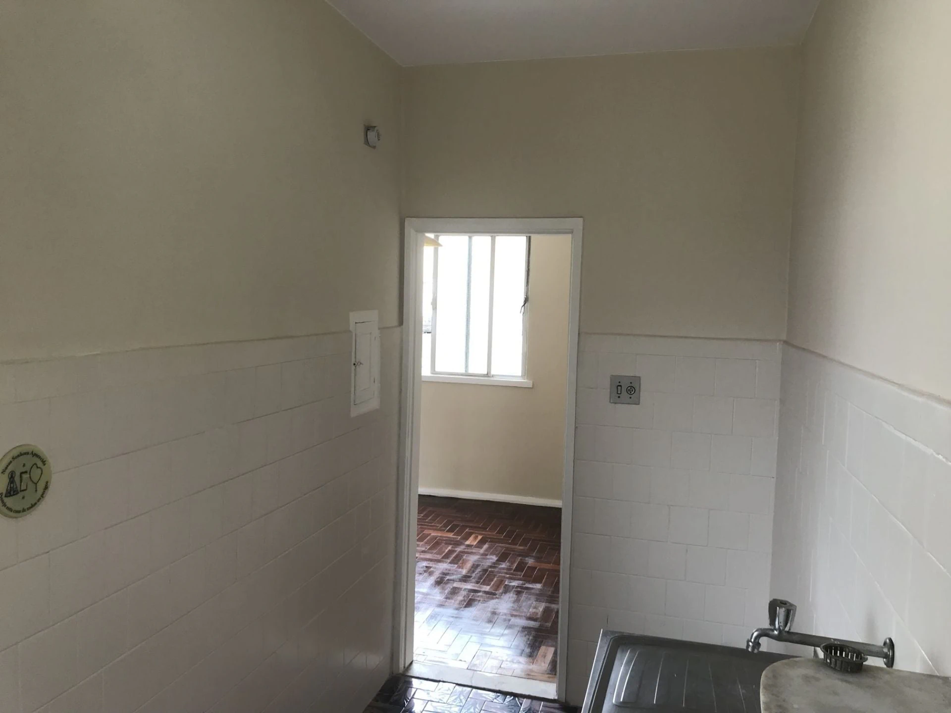 Apartment, 50 m², with wood or laminate floors — photo 3