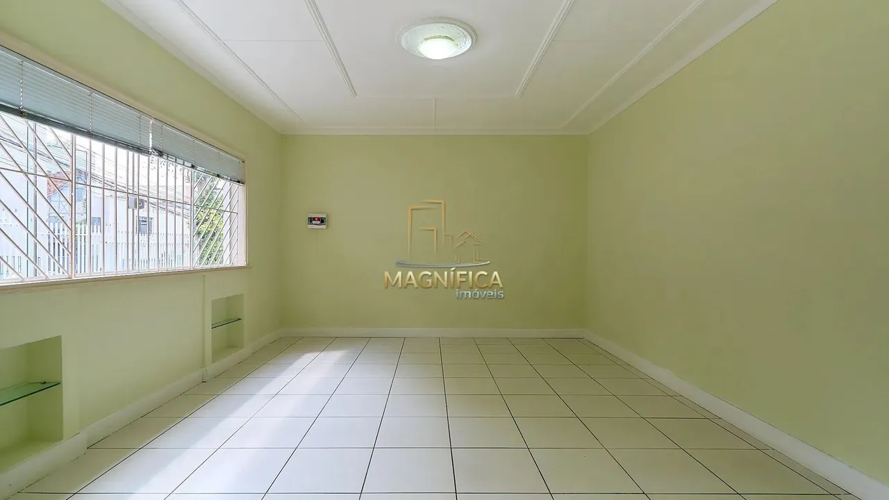 House with 5 bedrooms and 3 bathrooms, plus 2 parking — photo 10
