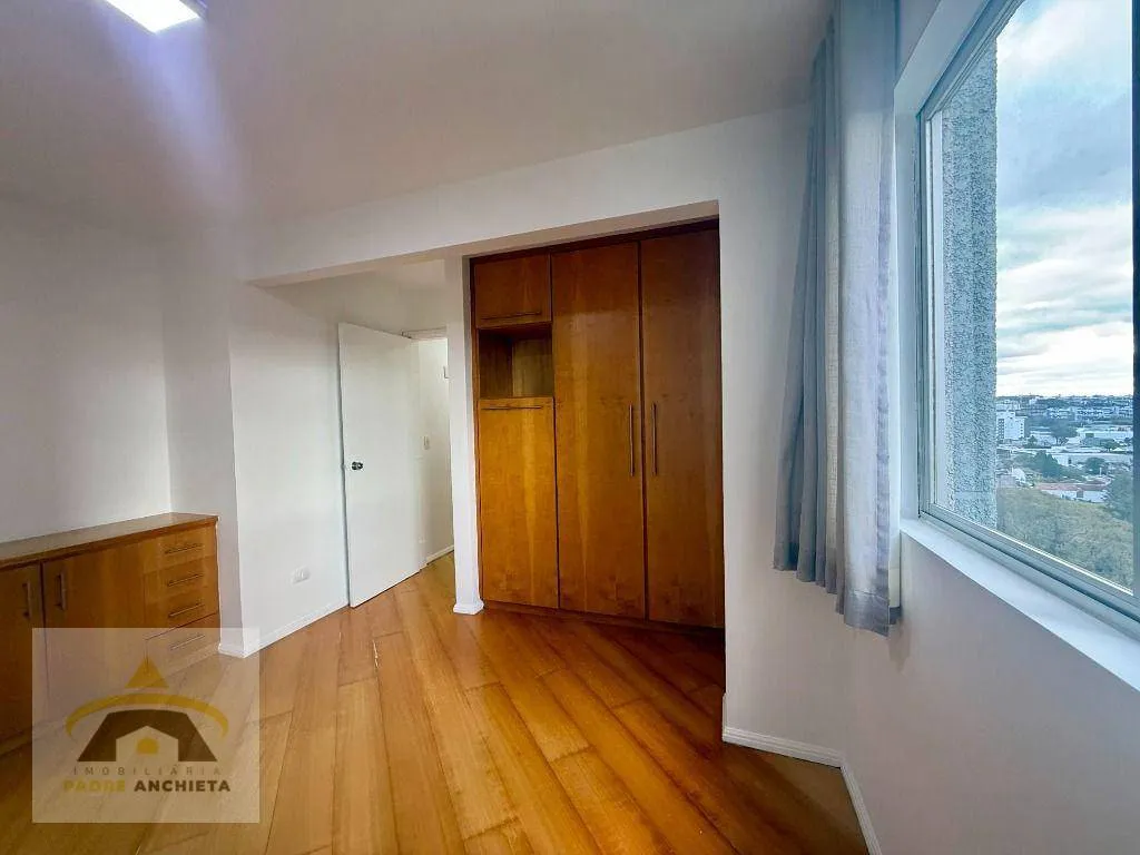 Furnished 1-bedroom apartment with a private BBQ area — photo 15