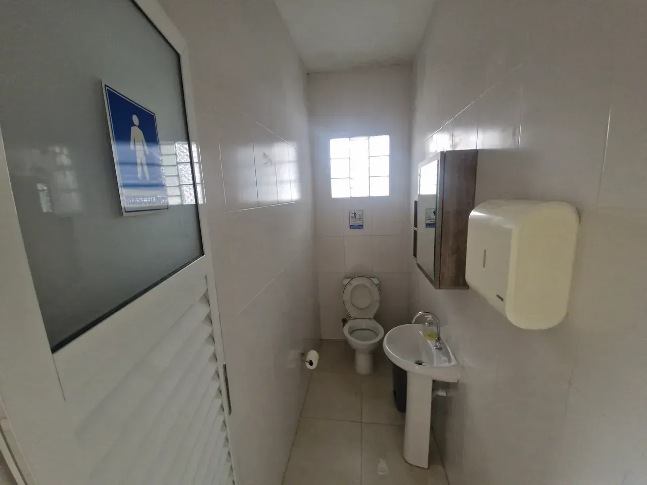 House for rent with 4 bedrooms and 4 bathrooms — photo 9