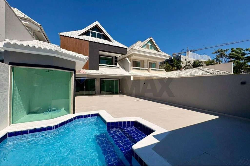 4-suite house with 305 m² and 3 parking spaces — photo 9