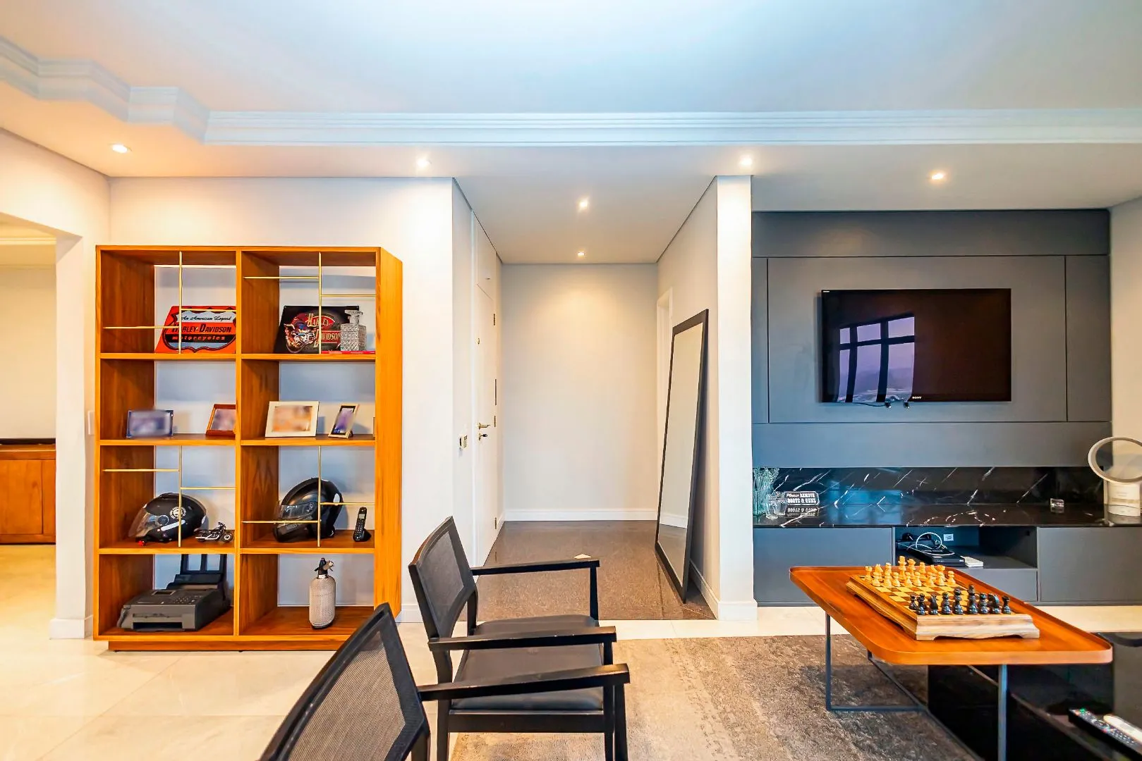 Furnished apartment with open-plan kitchen and 4 bedrooms — photo 8