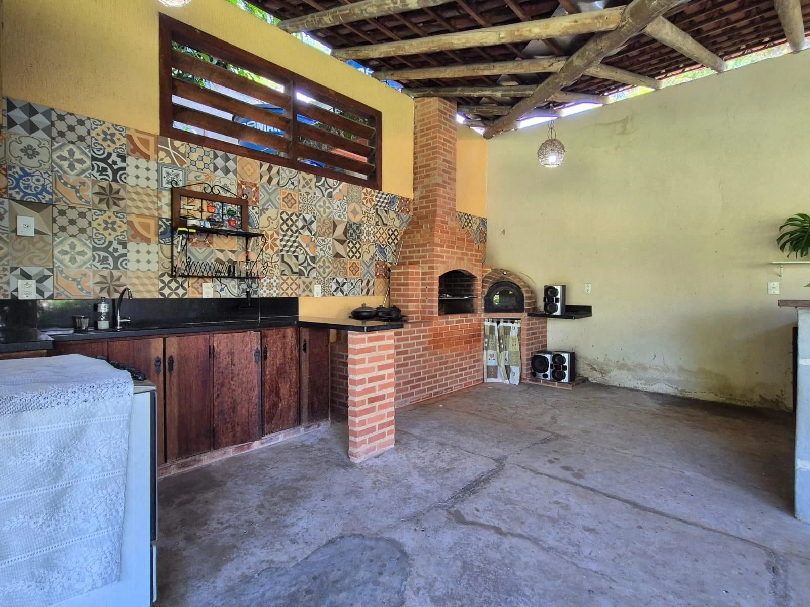 Furnished house, 2100 m², with a grill on the balcony — photo 3