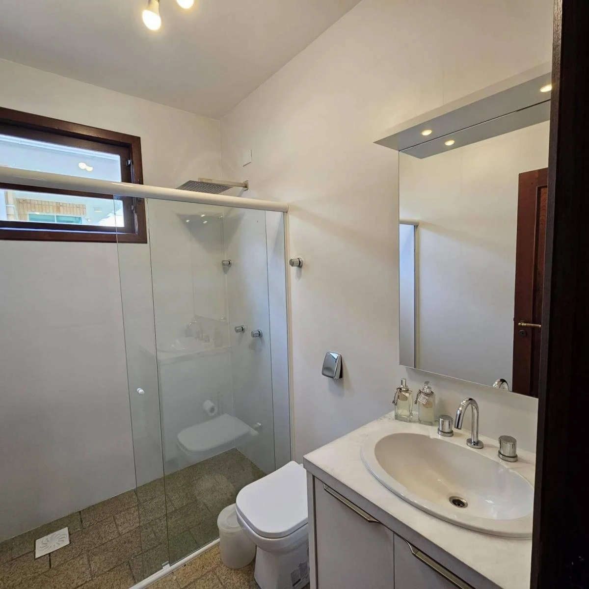 Стиральная машина и 4 спальни: дом 280 м² — photo 5