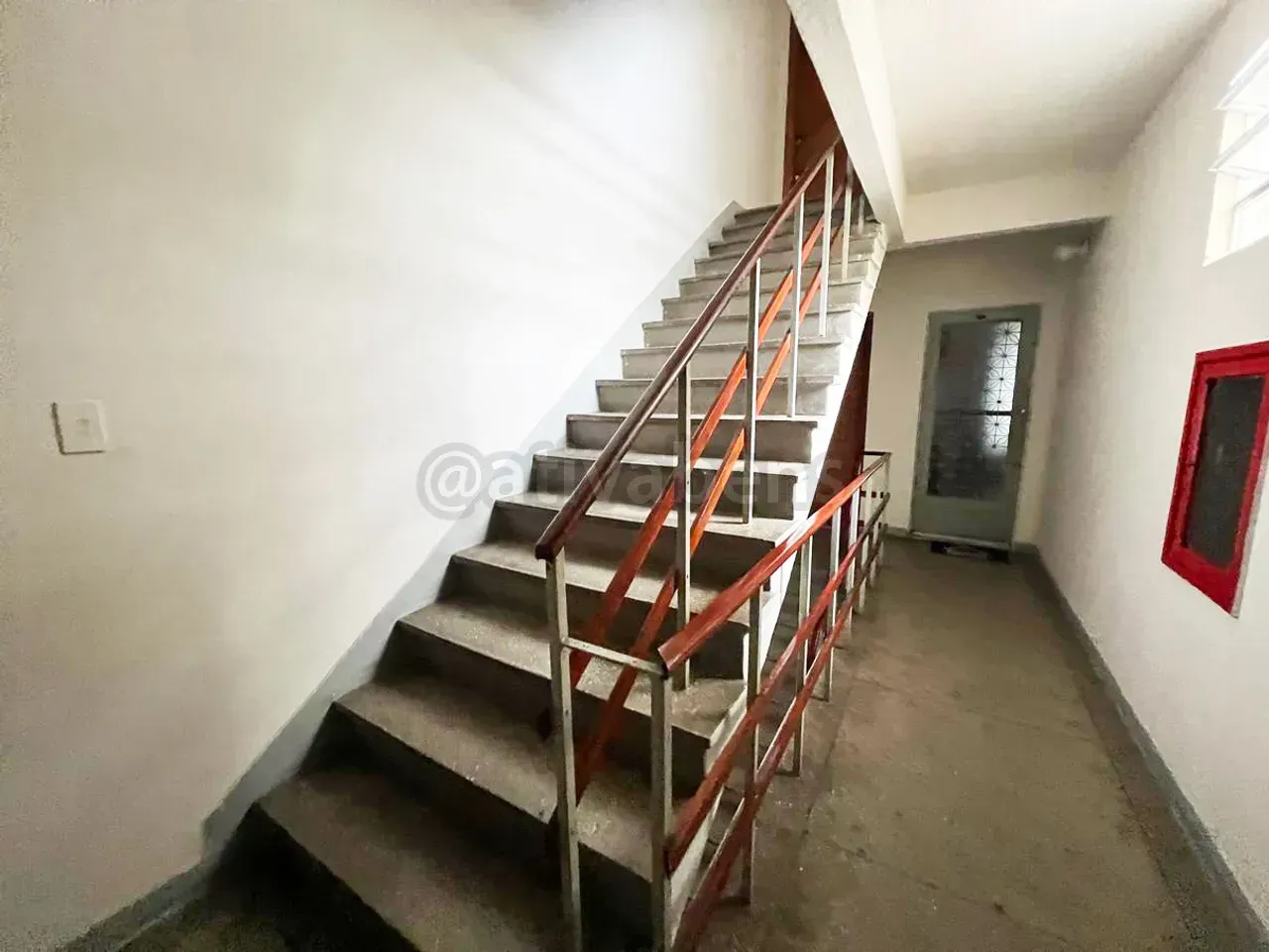 Unfurnished apartment with 2 bedrooms and 1 parking space — photo 14