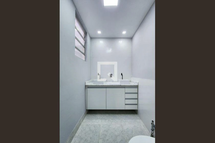 250 m² apartment with a mountain view and a walk-in closet — photo 30