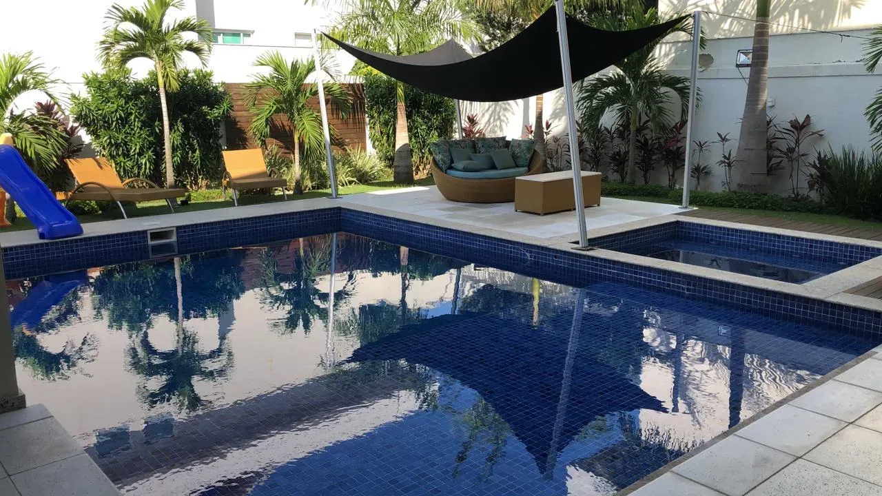 Casa amueblada con 5 suites, 600 m² y 4 plazas — photo 19