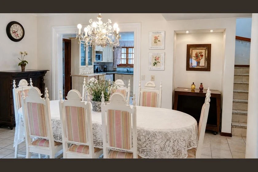 Casa amueblada con 4 dormitorios en suite y cocina a gas — photo 9