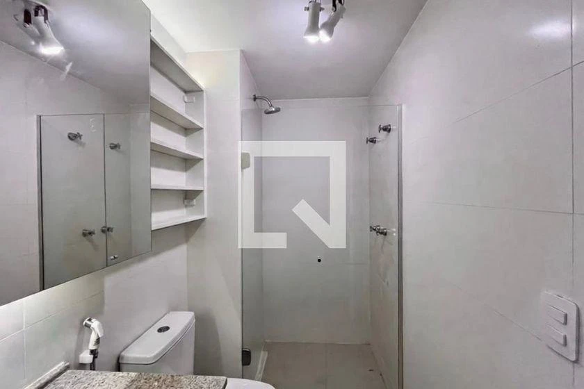 1-bedroom unfurnished apartment with enclosed balcony — photo 23