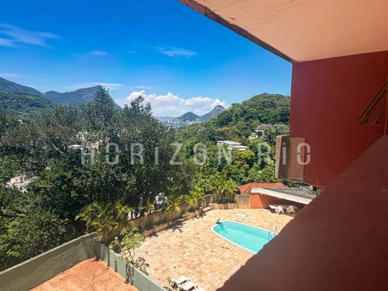 Furnished house, 800 m², with a bathtub — photo 43