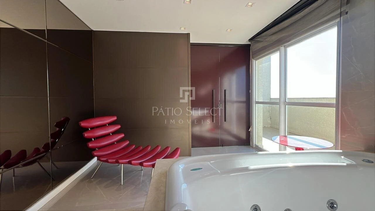 Furnished apartment, 309 m², with floor-to-ceiling windows — photo 16