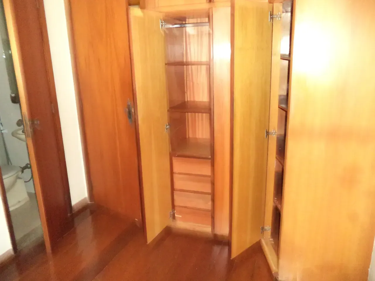 93 m² apartment with 2 bedrooms and 3 bathrooms — photo 10