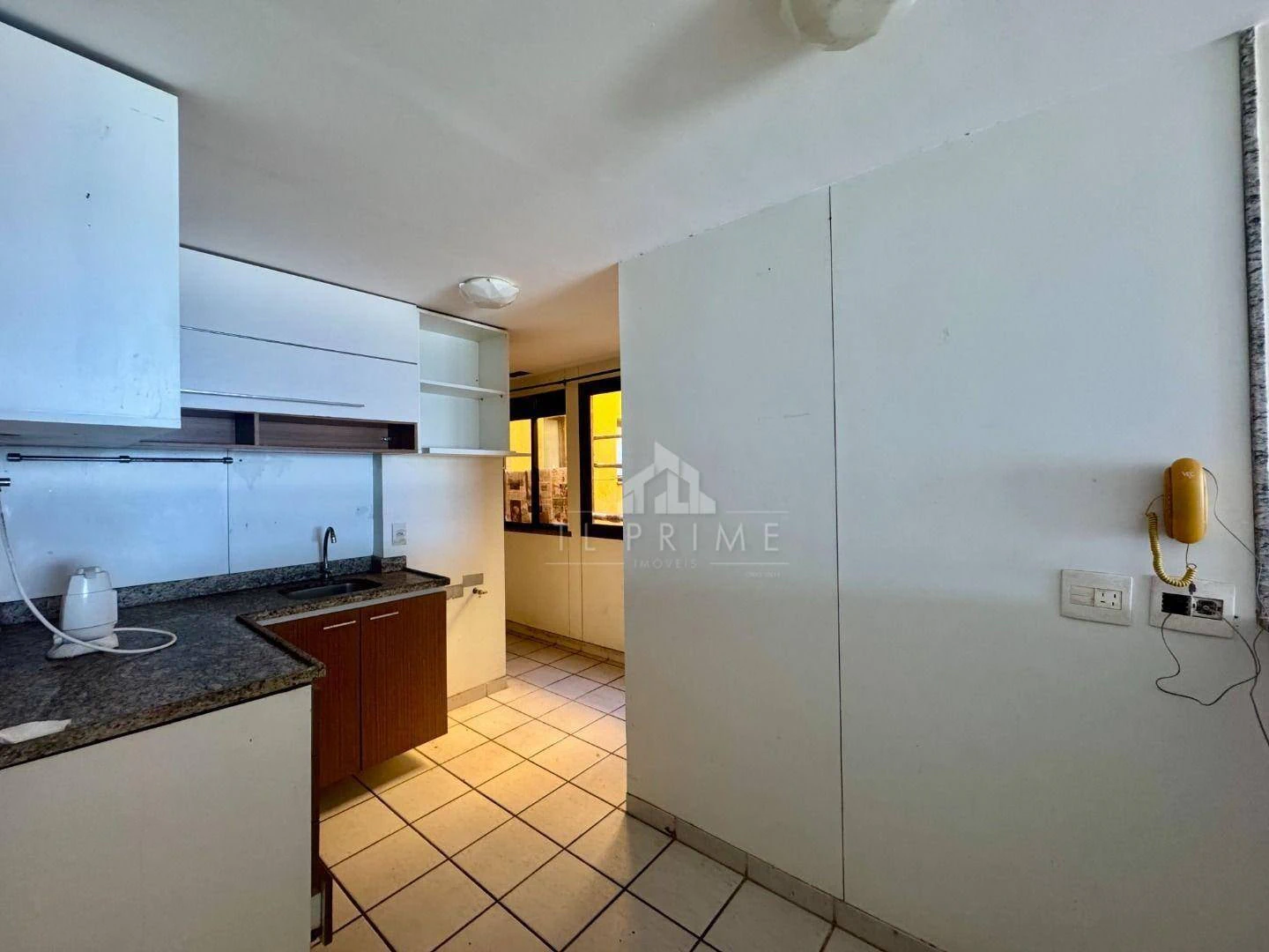 2-bedroom apartment with a private pool — photo 2