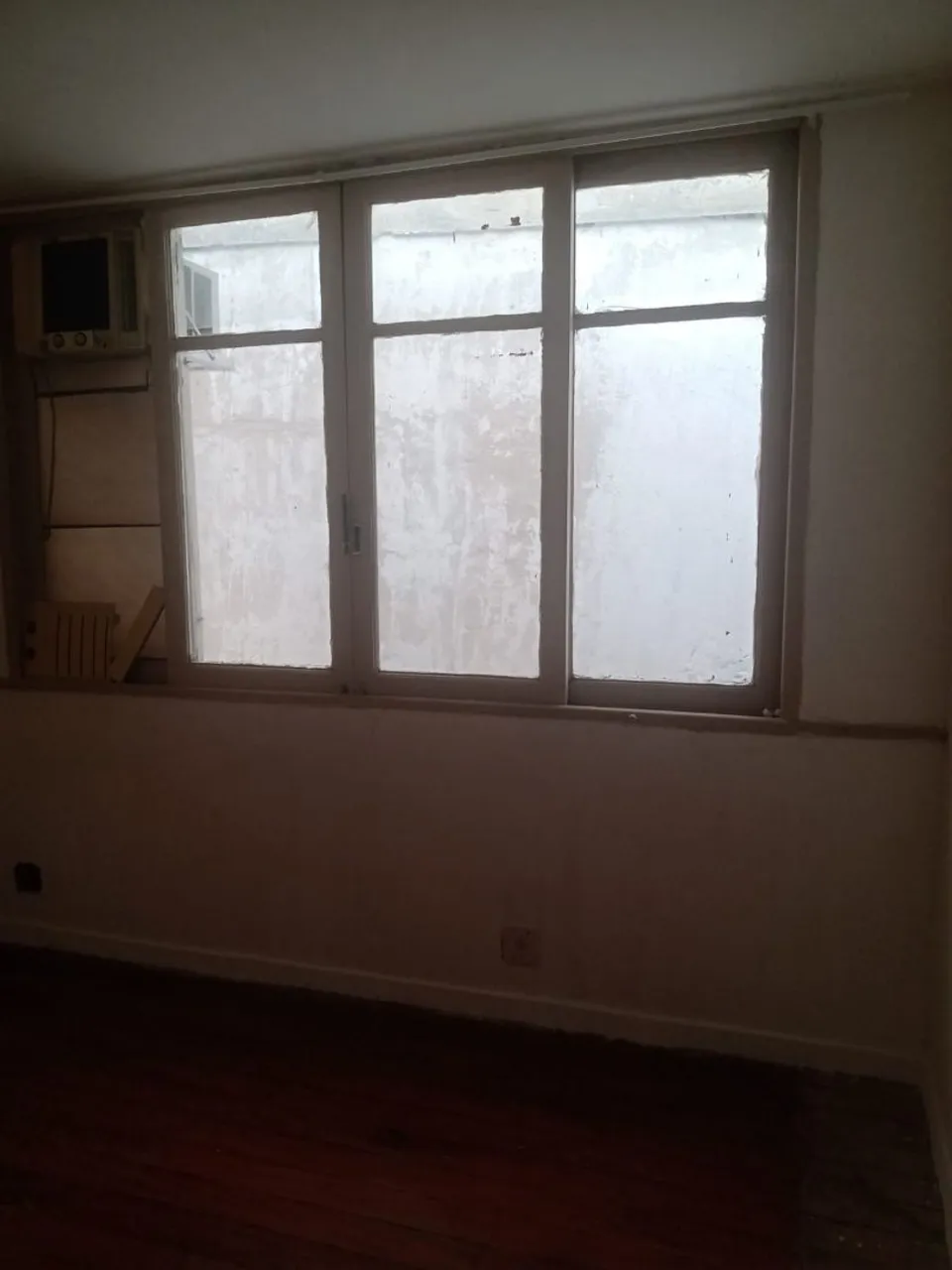 2-bedroom apartment with 1 bathroom, no parking — photo 22