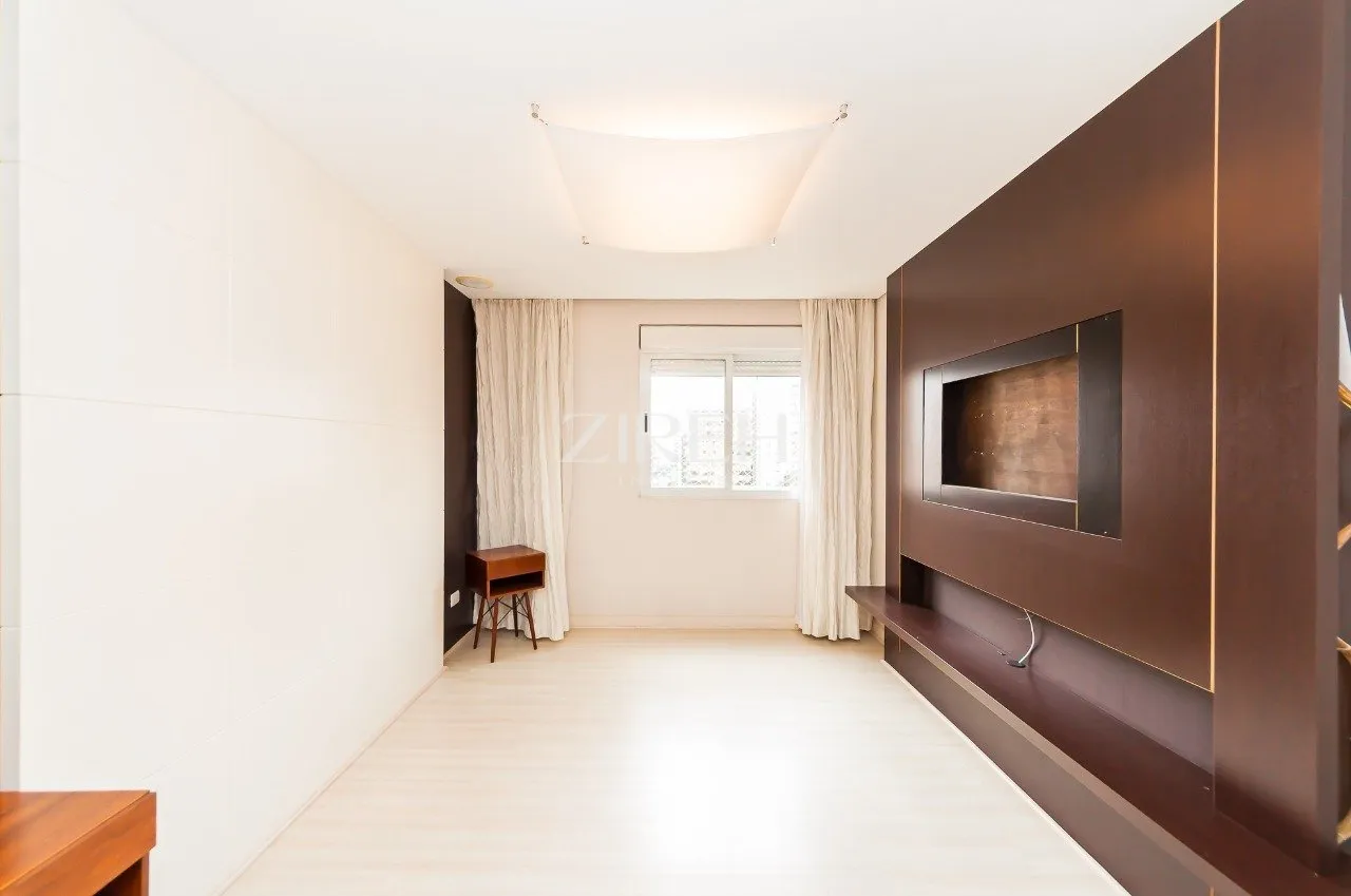 269 m² apartment with 2 bedrooms and an open-plan kitchen — photo 17