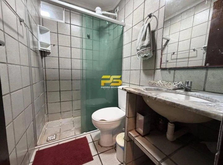 3-bedroom apartment with an en-suite and 2 bathrooms — photo 8