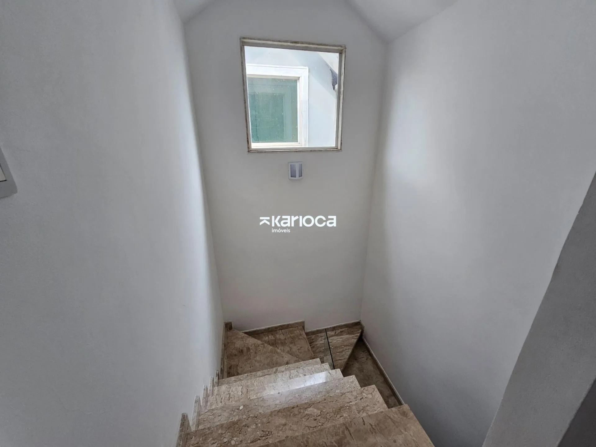 Furnished apartment with closed kitchen and 4 bedrooms — photo 52