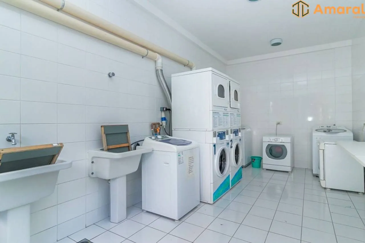 70 m² apartment with a washing machine and a home office — photo 37