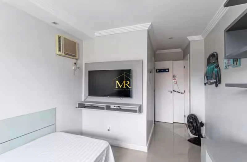 Furnished triplex house with 4 suites and 288 m² — photo 10
