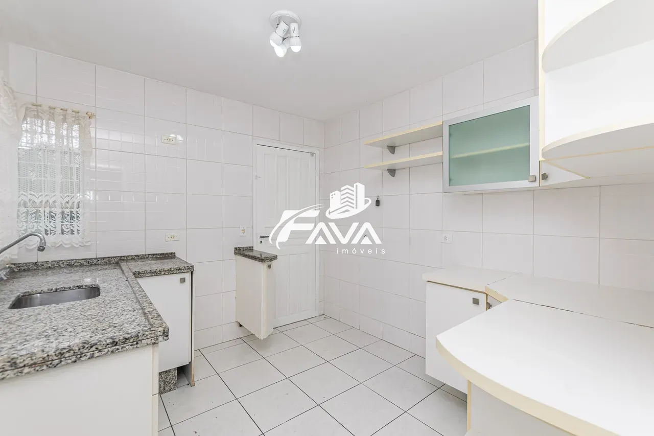 3-bedroom house with a home office in Curitiba — photo 16