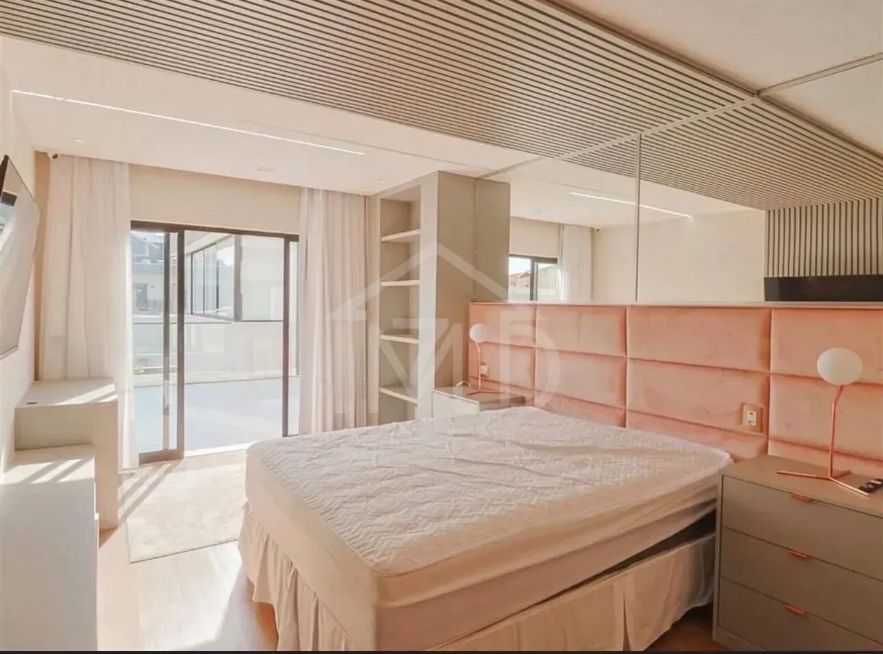House with 5 bedrooms and 5 bathrooms, 850 m² — photo 10