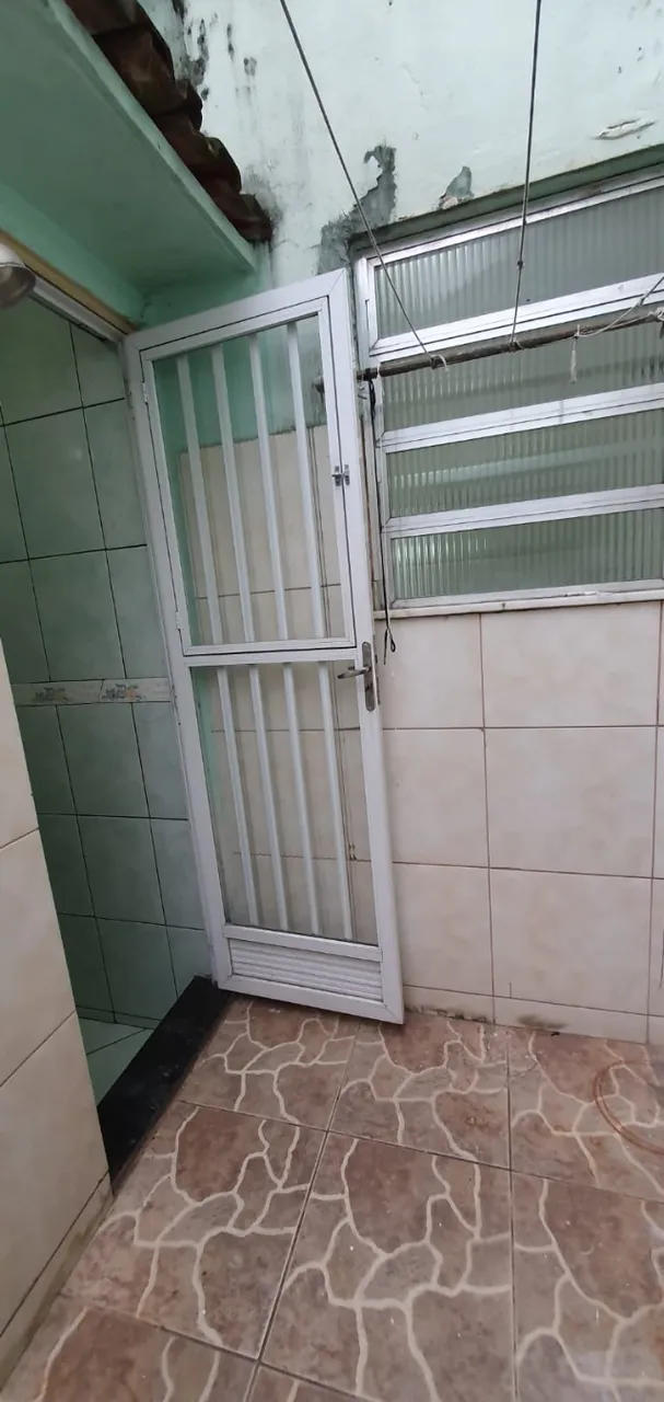 Detached house with no parking, 1 bedroom and 1 bath — photo 5
