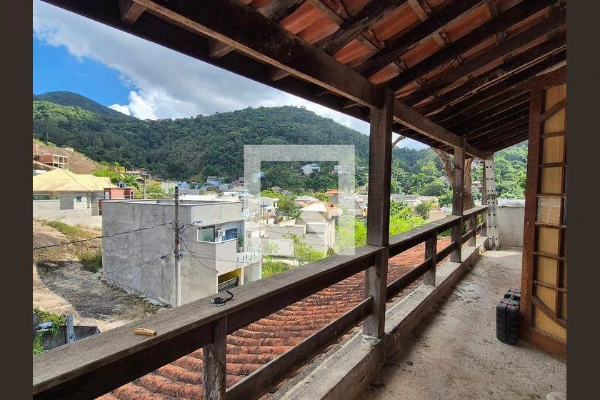 Condo house with 1000 m², 2 en-suite bedrooms — photo 47