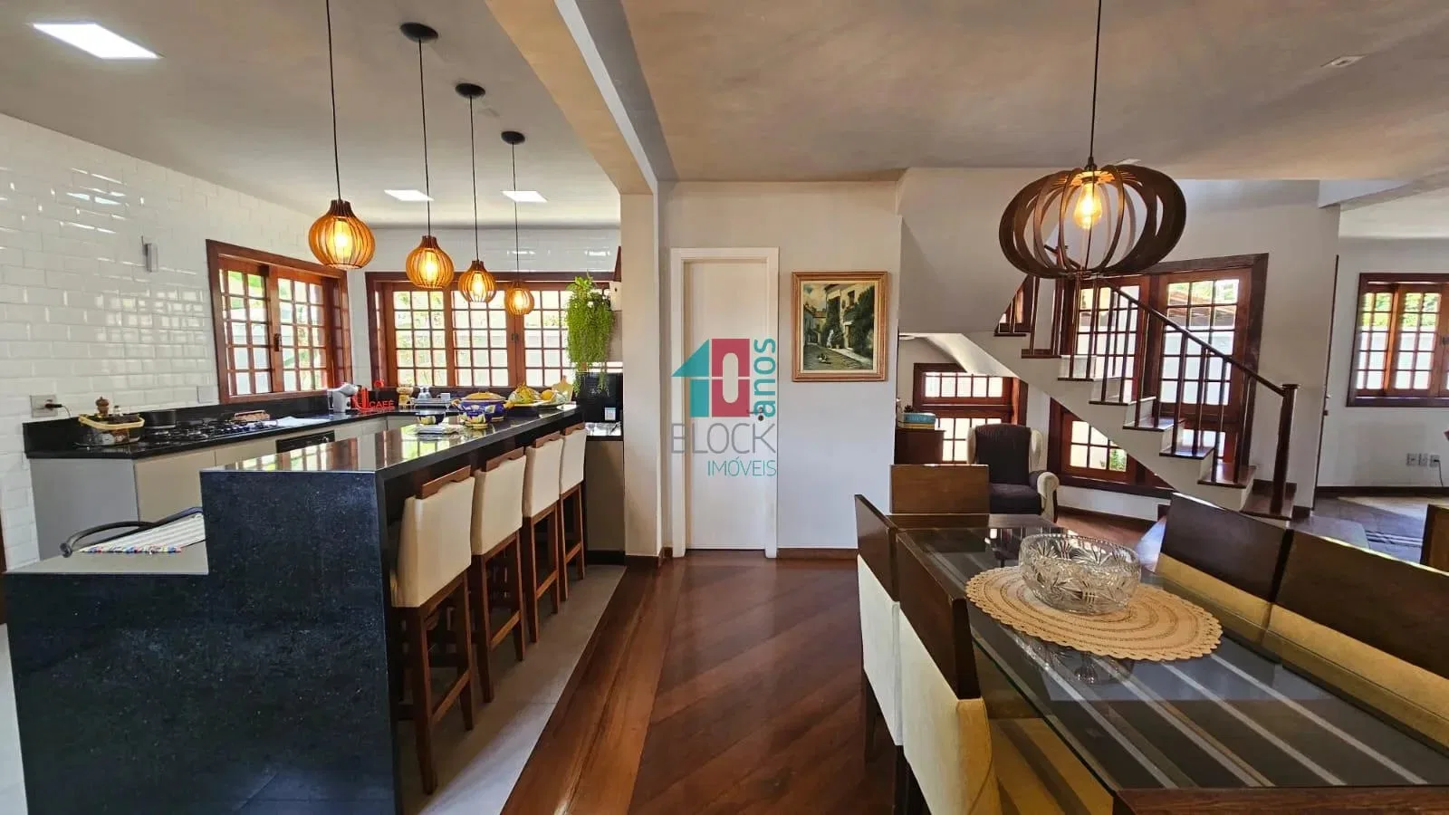 Casa em condomínio mobiliada com 4 suítes e 7 banheiros — photo 17