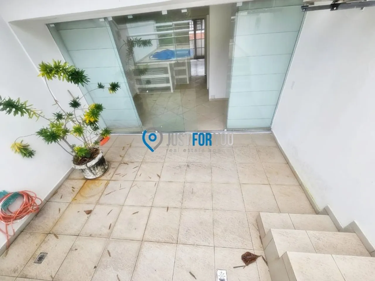 Casa com 4 dormitórios, 5 banheiros e 3 vagas — photo 12