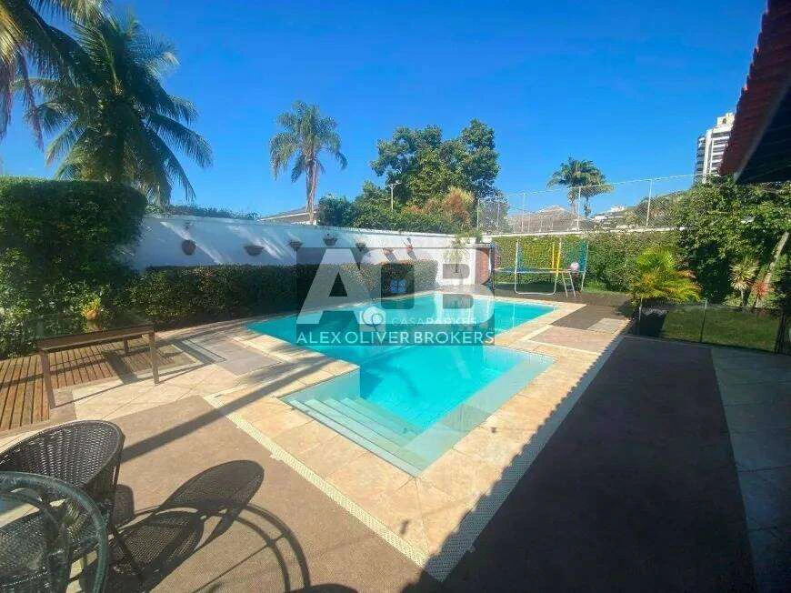 Мебльований будинок на 5 кімнат, 570 м² і приватний сад — photo 29