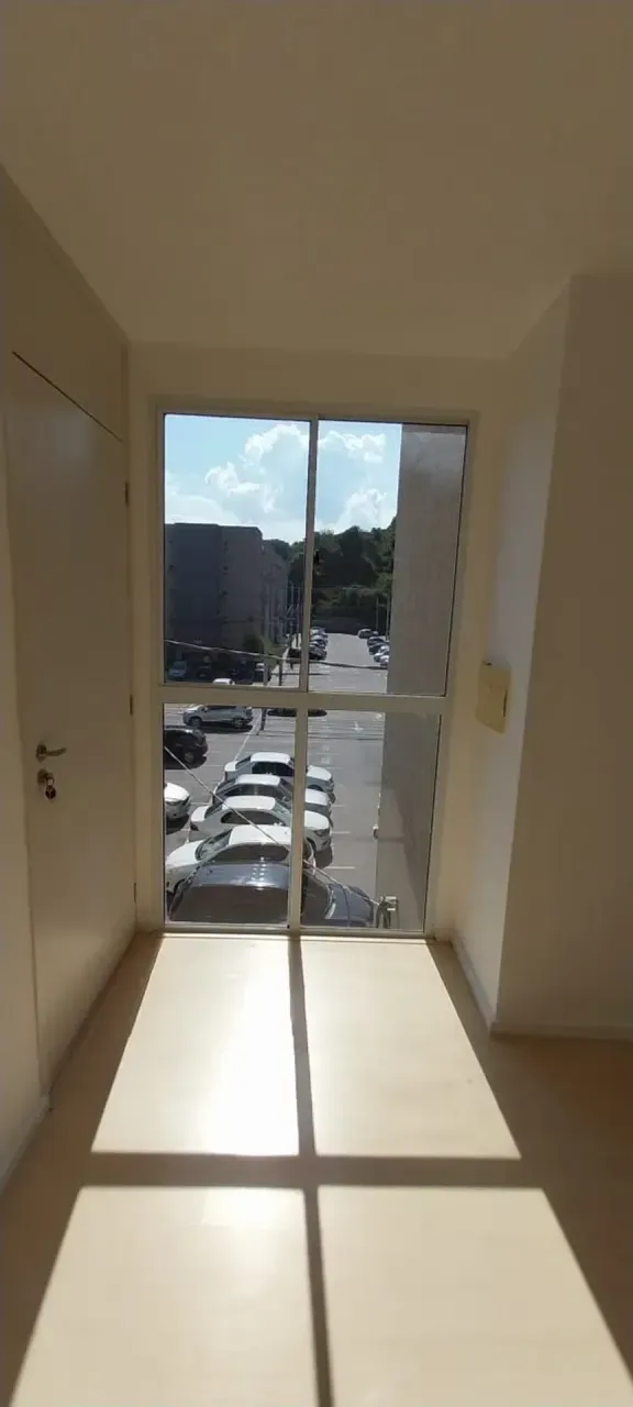 Unfurnished 2-bedroom apartment with 1 bathroom — photo 3